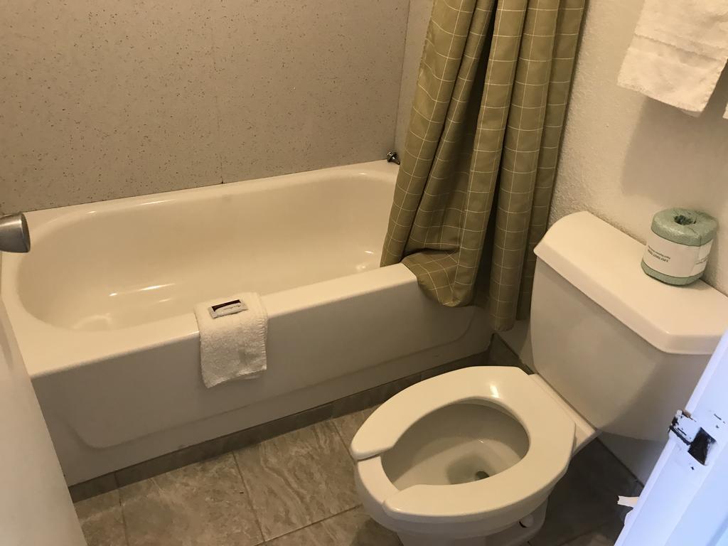 Royal Inn 夏洛特 外观 照片